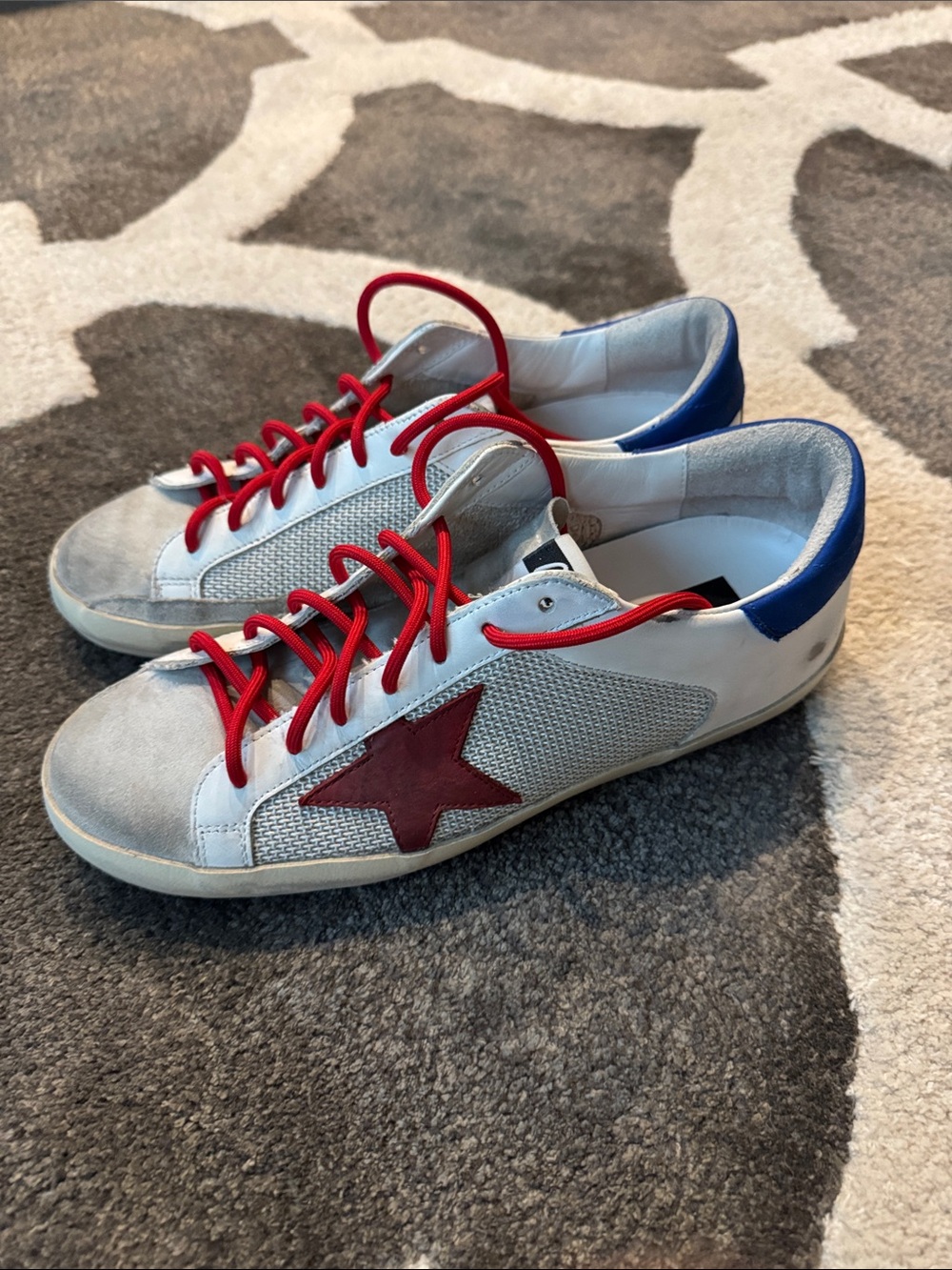 Golden goose Men's White Leather Sneakers with Red Star and Blue Heel